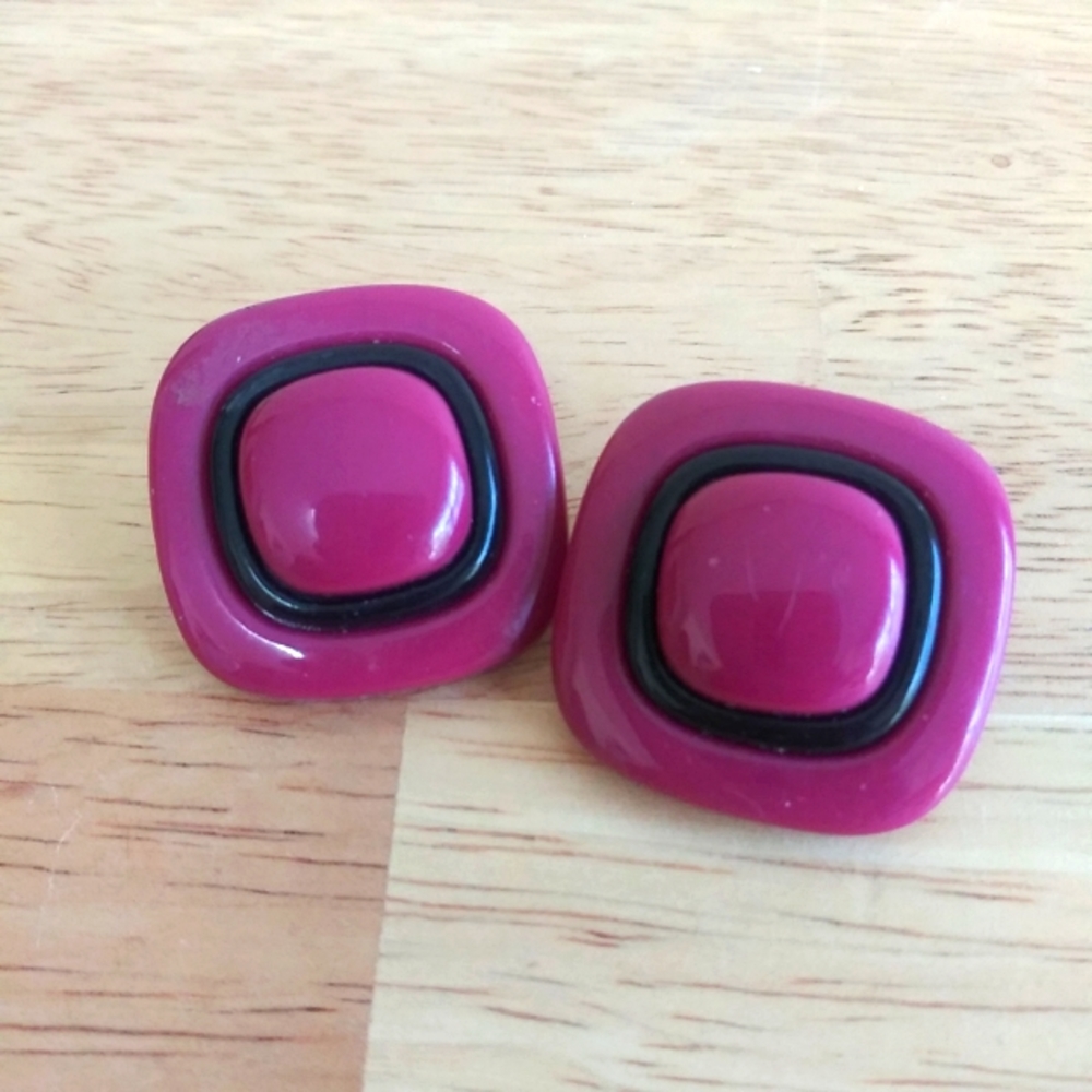 Vintage Clip On Earrings Grape Purple Maybe Bakelite?